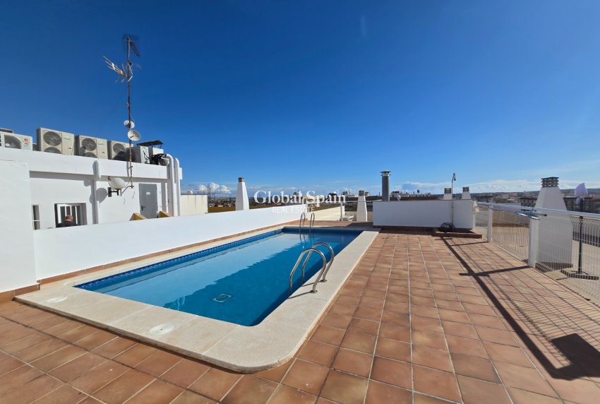 Revente - APPARTEMENT -
LOS MONTESINOS - Costa Blanca