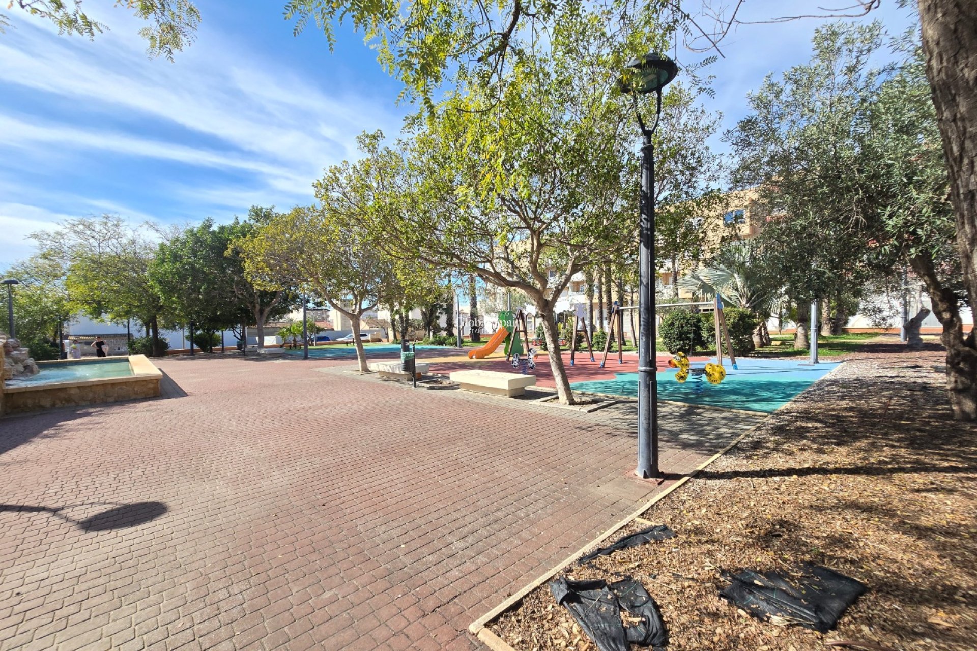 Revente - APPARTEMENT -
LOS MONTESINOS - Costa Blanca