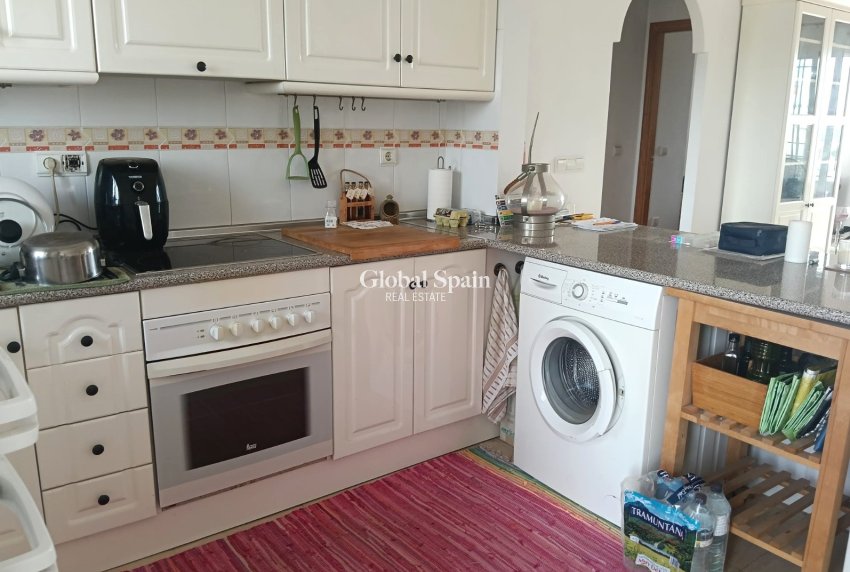 Revente - APPARTEMENT -
LOS MONTESINOS - Urbanizacion montesol