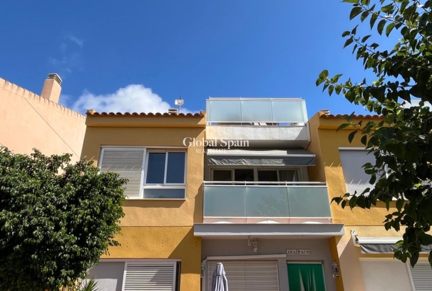 Revente - APPARTEMENT -
LOS NAREJOS - Costa Calida
