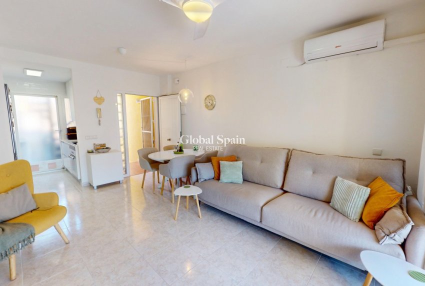 Revente - APPARTEMENT -
LOS NAREJOS - Costa Calida