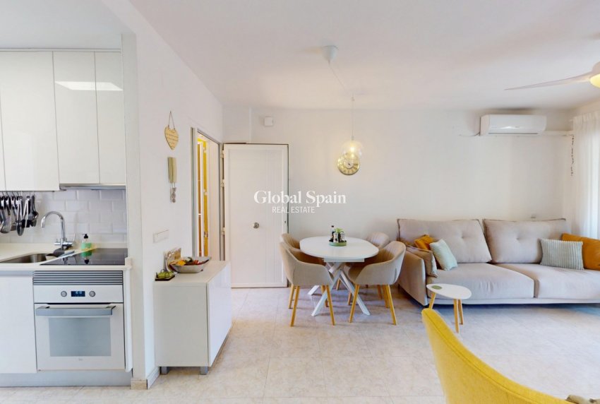 Revente - APPARTEMENT -
LOS NAREJOS - Costa Calida