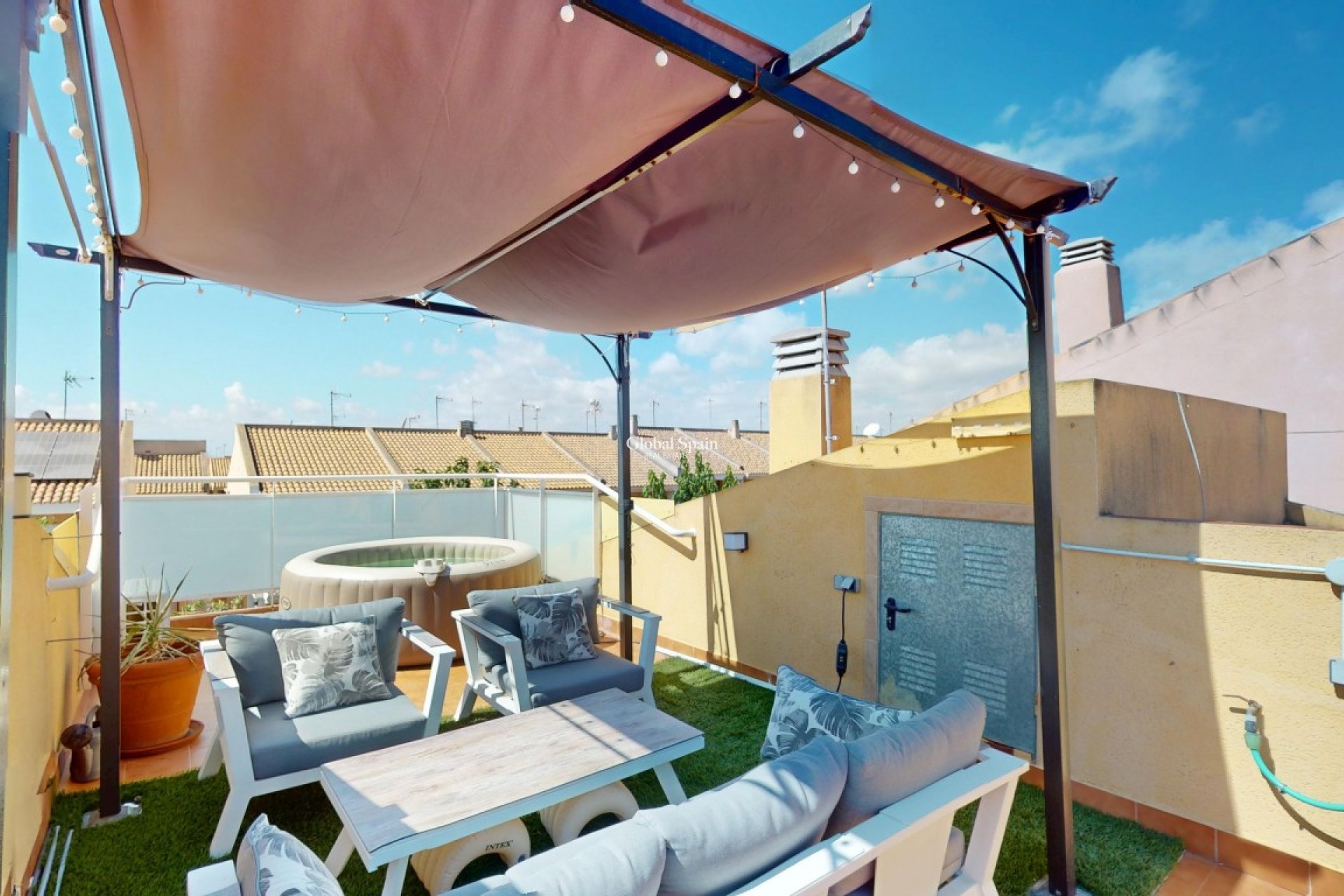 Revente - APPARTEMENT -
LOS NAREJOS - Costa Calida