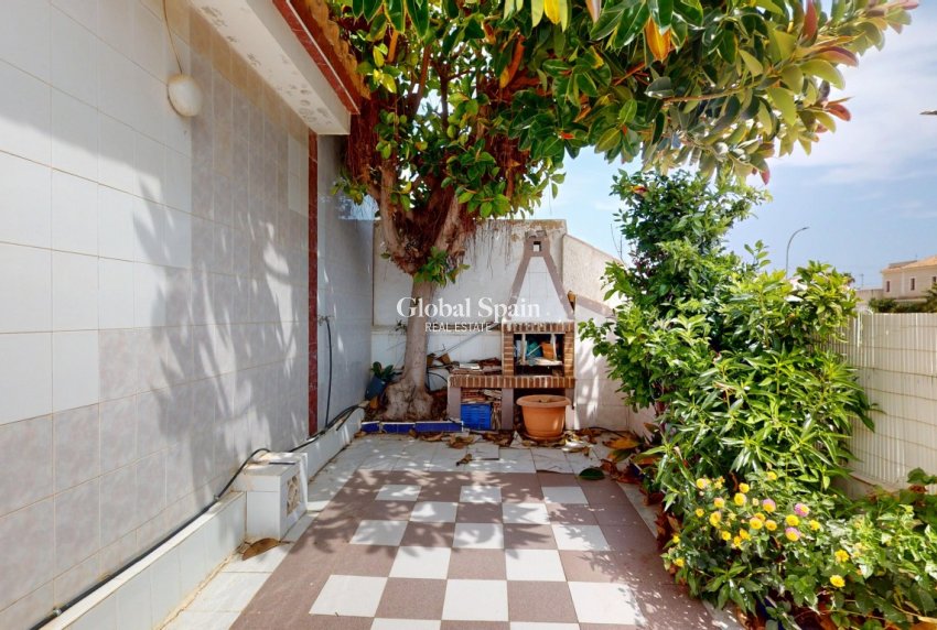 Revente - APPARTEMENT -
LOS NAREJOS - Costa Calida