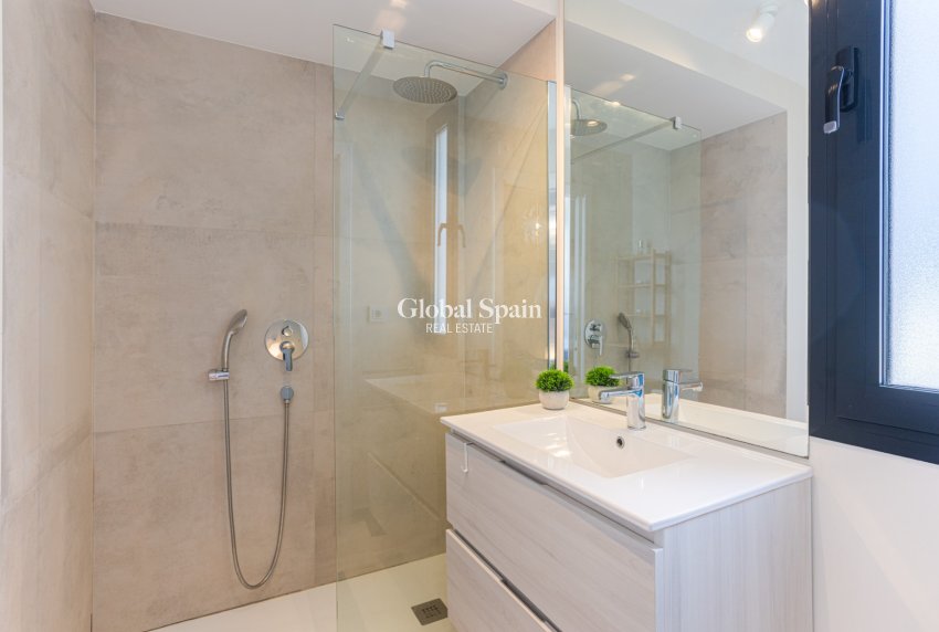 Revente - APPARTEMENT -
MAR DE CRISTAL - Costa Calida
