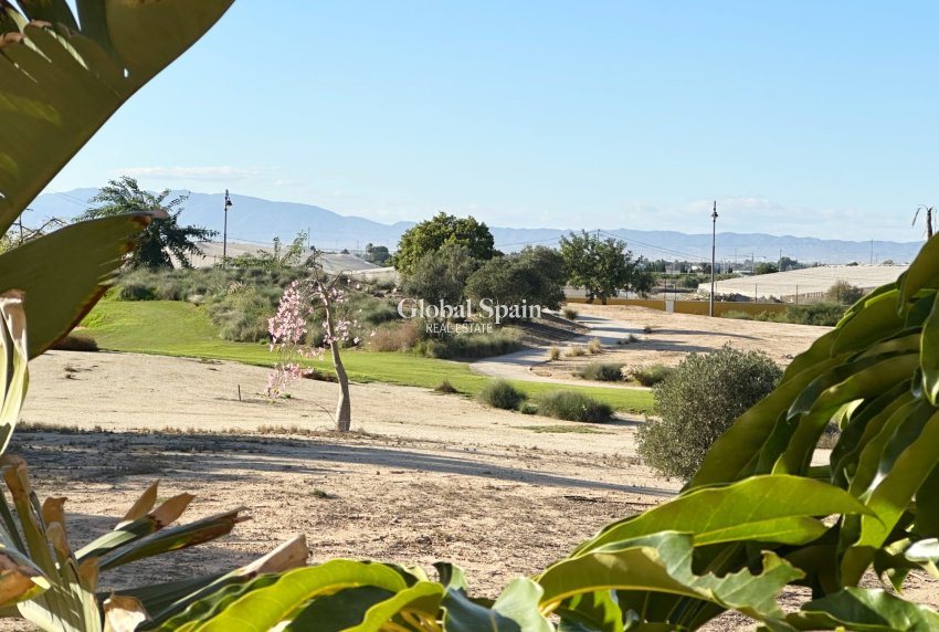 Revente - APPARTEMENT -
MAR MENOR GOLF RESORT - Inland