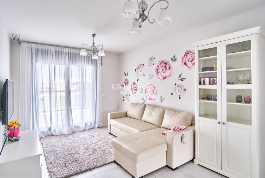 Revente - APPARTEMENT -
MIL PALMERAS  - Costa Blanca