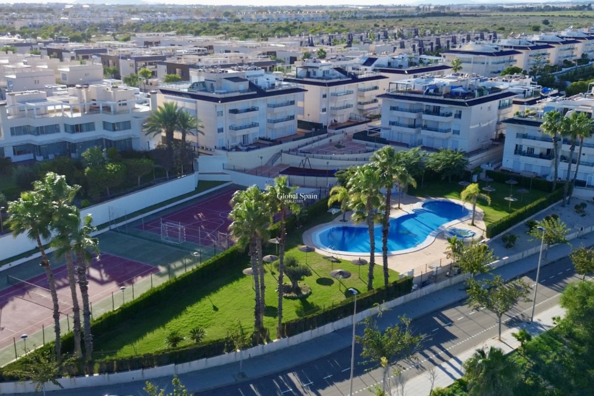 Revente - APPARTEMENT -
MIL PALMERAS  - Costa Blanca
