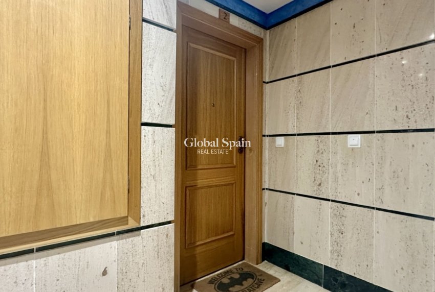 Revente - APPARTEMENT -
MIL PALMERAS  - Costa Blanca