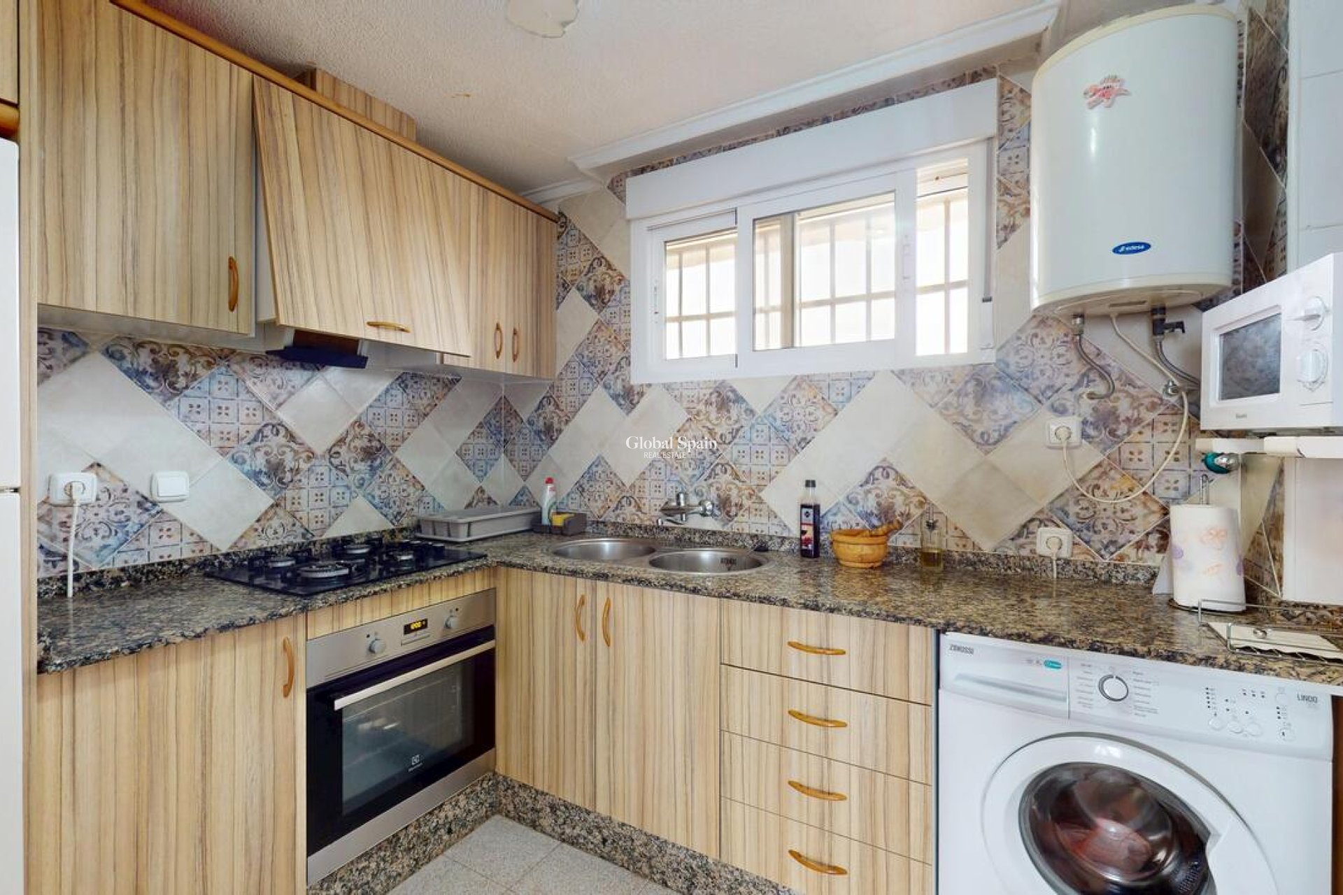 Revente - APPARTEMENT -
MIL PALMERAS  - Costa Blanca