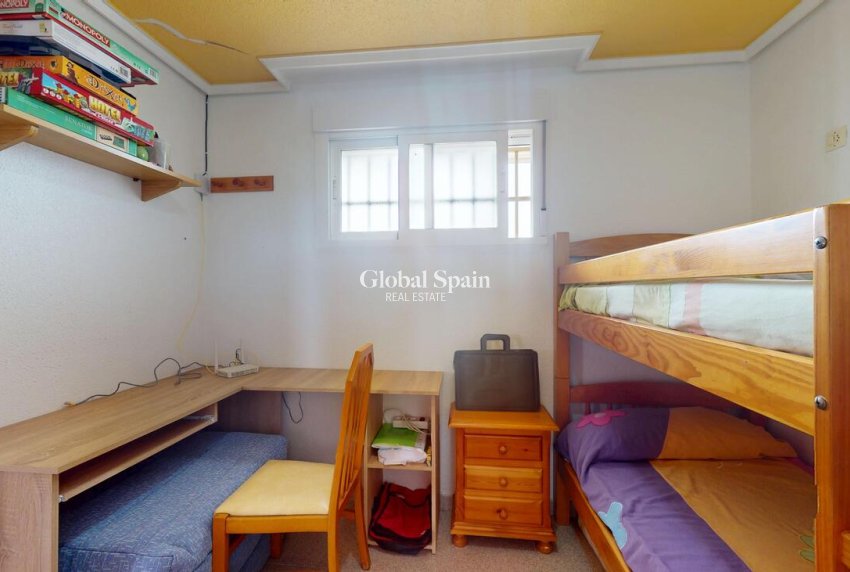 Revente - APPARTEMENT -
MIL PALMERAS  - Costa Blanca