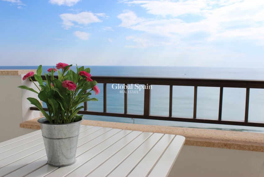 Revente - APPARTEMENT -
MIL PALMERAS  - Costa Blanca