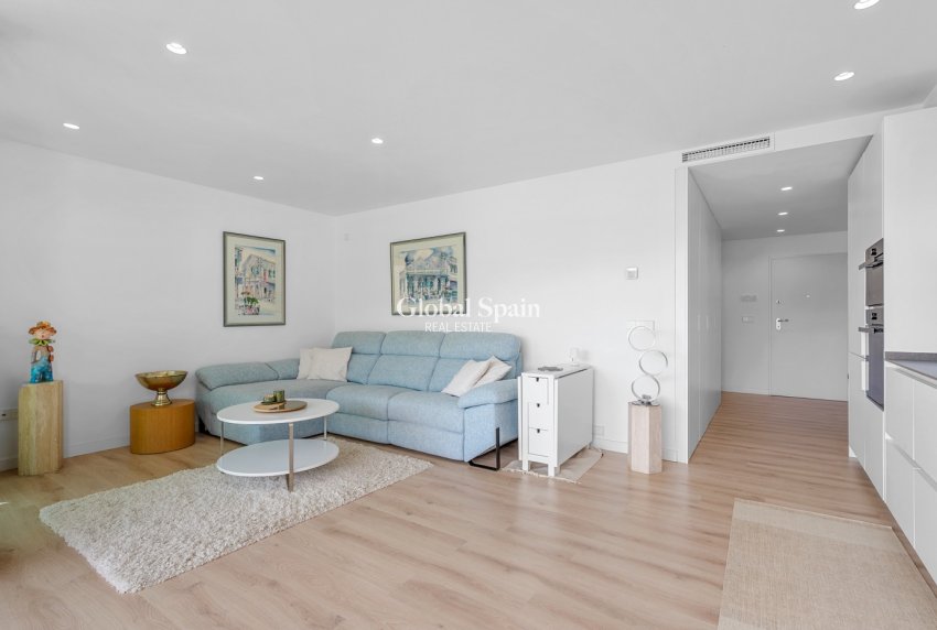 Revente - APPARTEMENT -
MONFORTE DEL CID - Inland