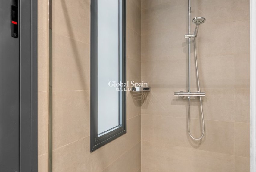 Revente - APPARTEMENT -
MONFORTE DEL CID - Inland