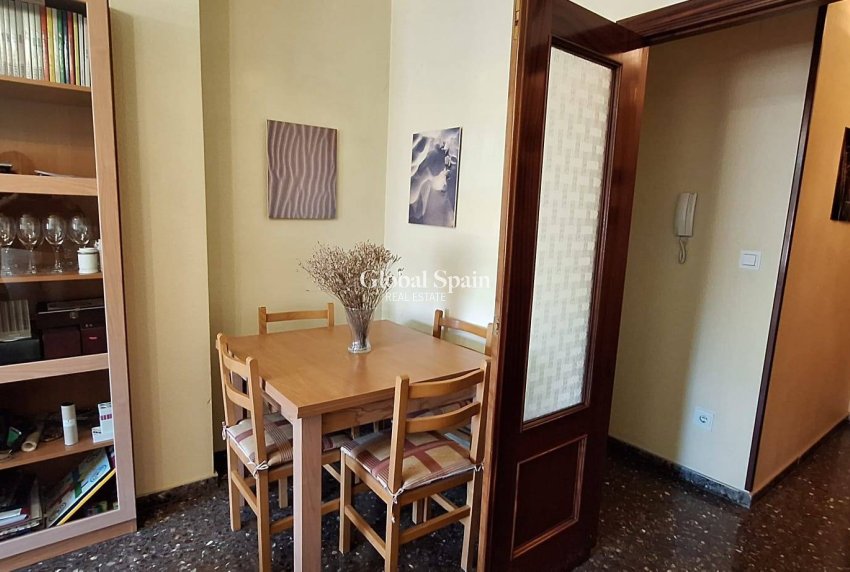 Revente - APPARTEMENT -
MURCIA - San Benito-patiño