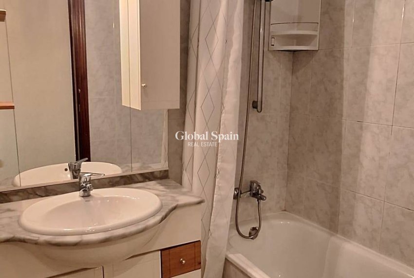 Revente - APPARTEMENT -
MURCIA - San Benito-patiño