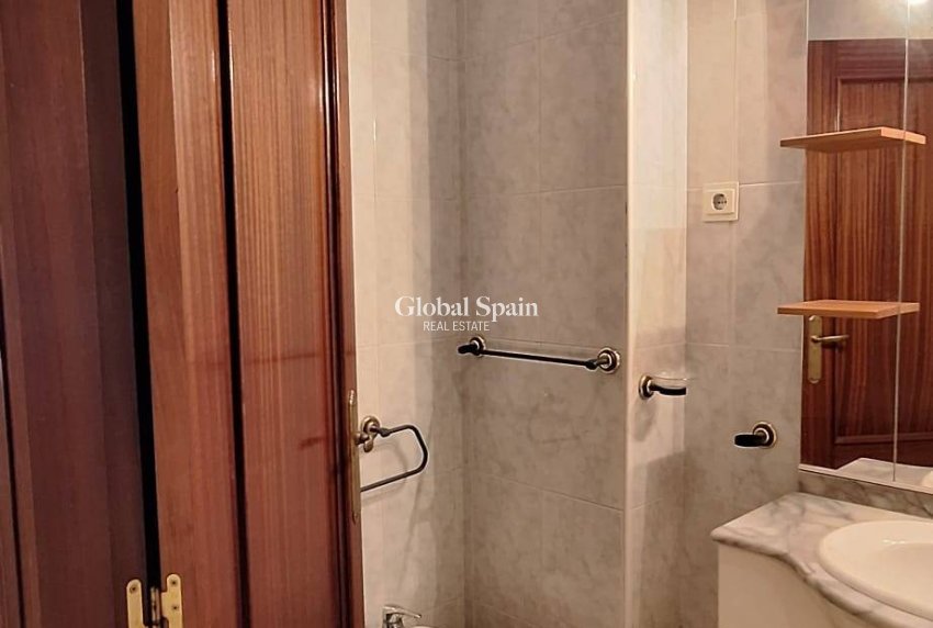 Revente - APPARTEMENT -
MURCIA - San Benito-patiño