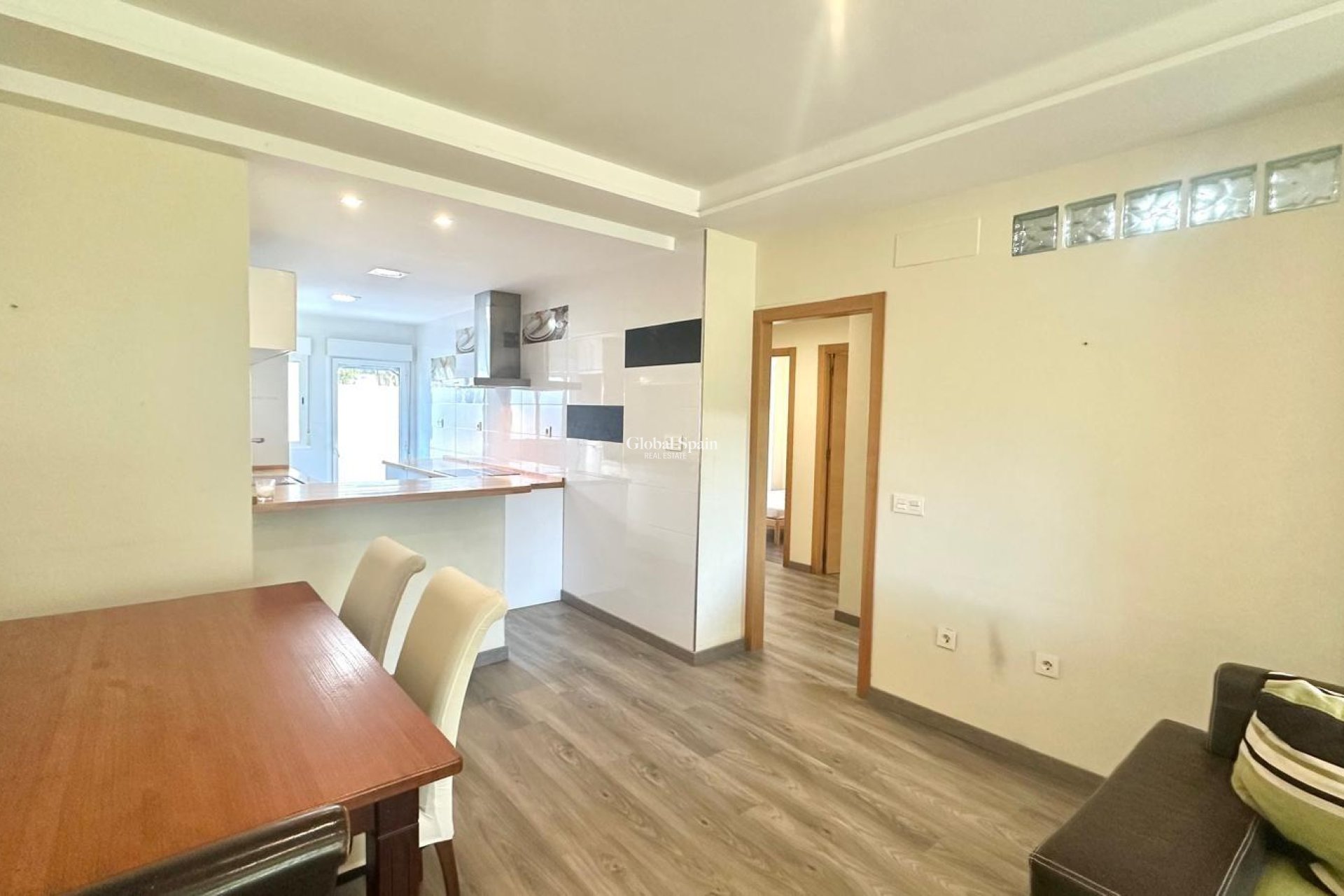 Revente - APPARTEMENT -
ORIHUELA COSTA - Altos de campoamor