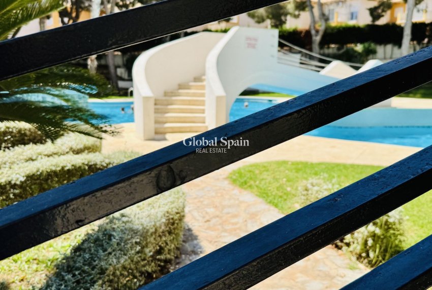 Revente - APPARTEMENT -
ORIHUELA COSTA - Altos de campoamor