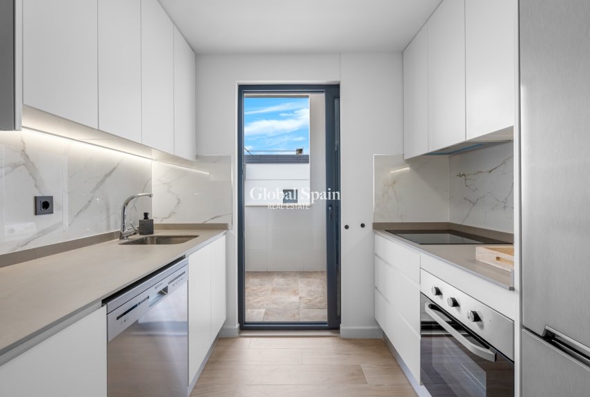 Revente - APPARTEMENT -
ORIHUELA - Costa Blanca South