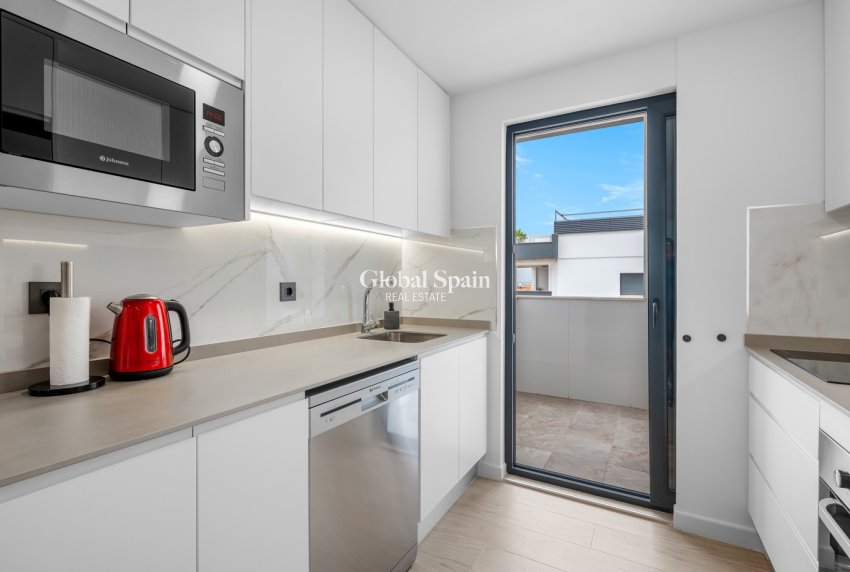Revente - APPARTEMENT -
ORIHUELA - Costa Blanca South