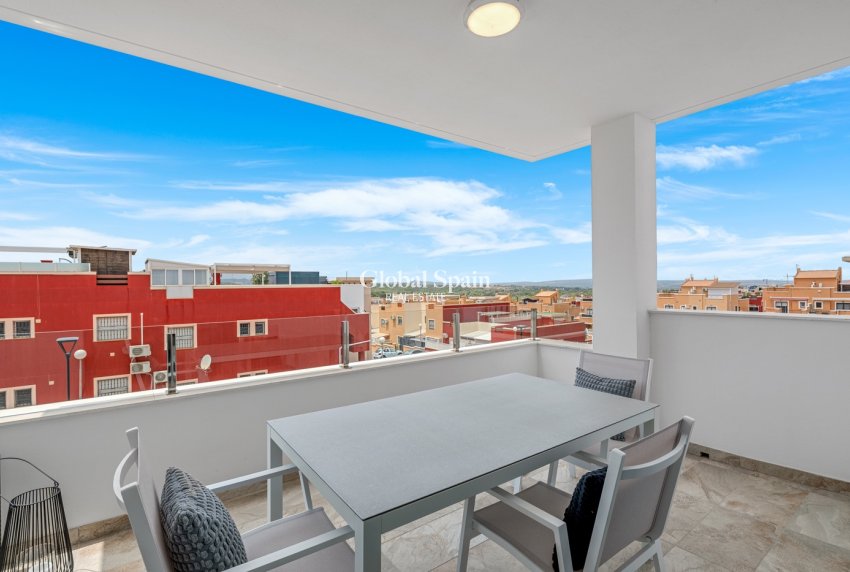 Revente - APPARTEMENT -
ORIHUELA - Costa Blanca South