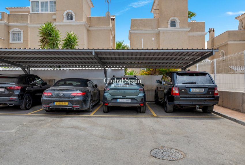 Revente - APPARTEMENT -
ORIHUELA - Costa Blanca South