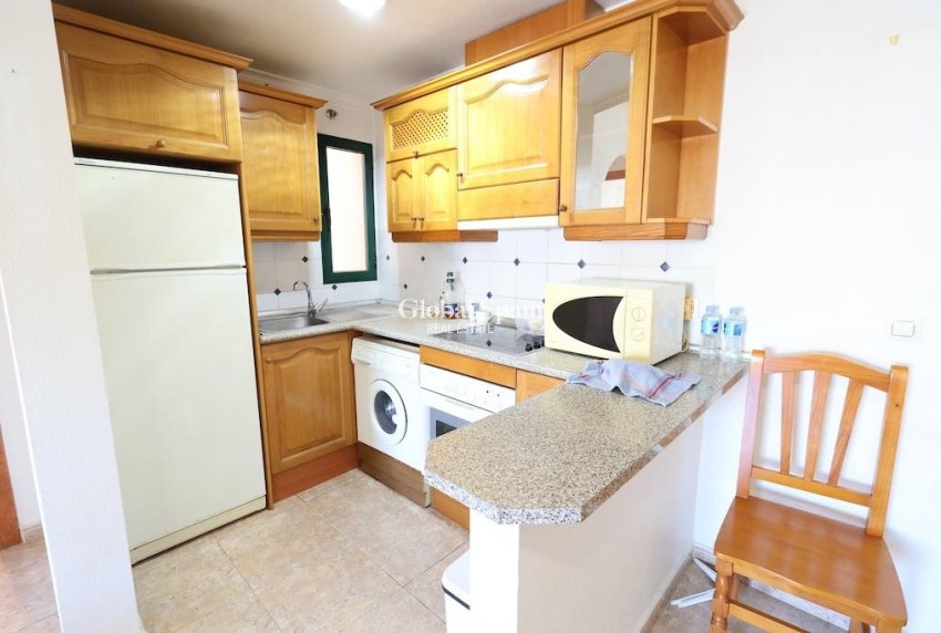 Revente - Appartement -
ORIHUELA COSTA - CABO ROIG