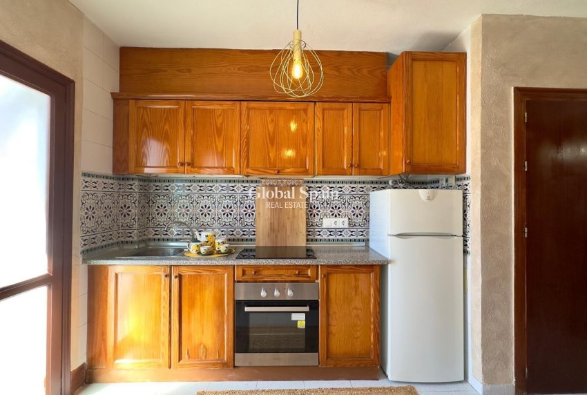 Revente - APPARTEMENT -
ORIHUELA COSTA - CABO ROIG