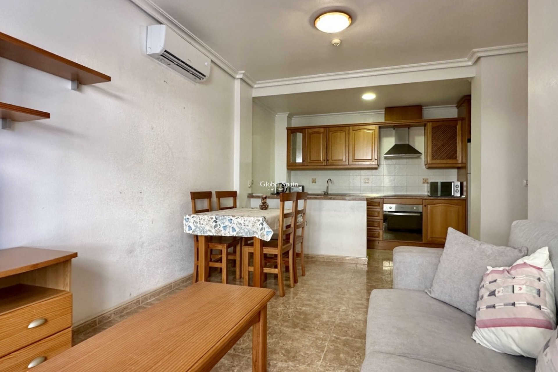 Revente - APPARTEMENT -
ORIHUELA COSTA - CABO ROIG