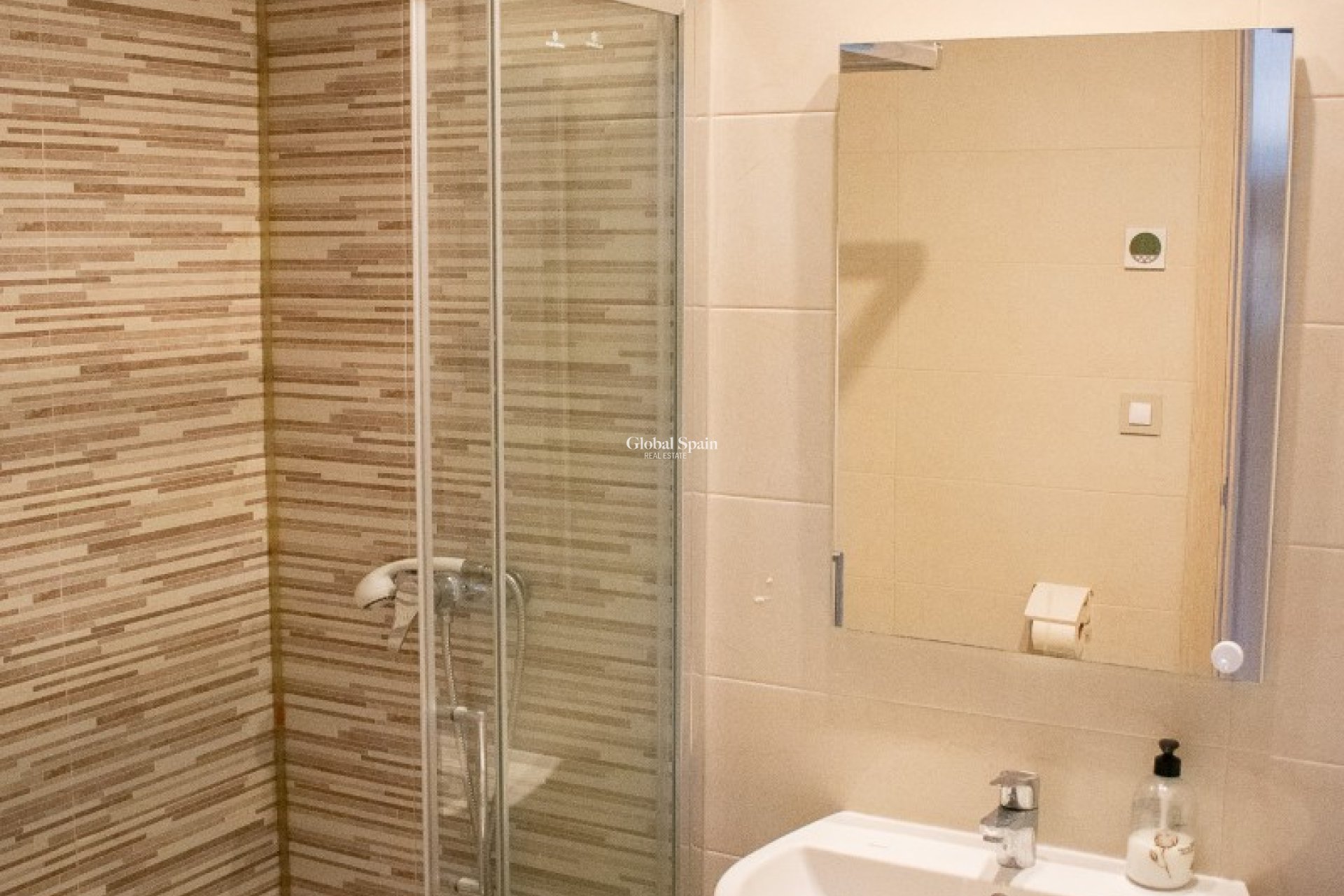 Revente - APPARTEMENT -
ORIHUELA COSTA - CABO ROIG