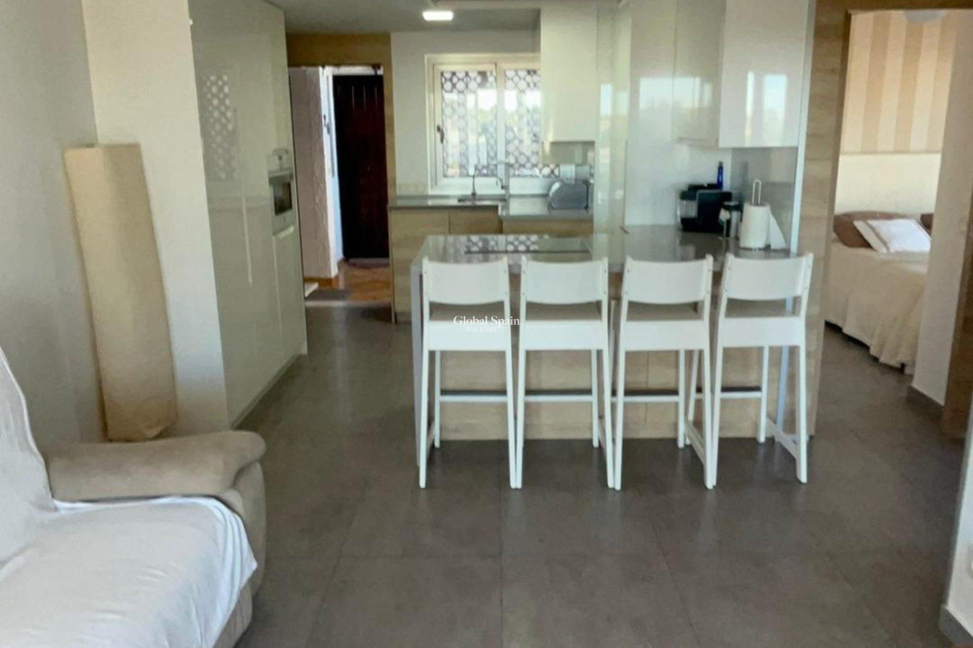 Revente - APPARTEMENT -
ORIHUELA COSTA - CABO ROIG