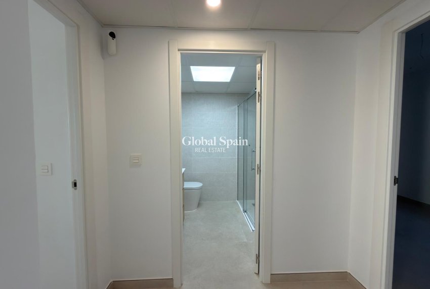 Revente - APPARTEMENT -
ORIHUELA COSTA - CABO ROIG