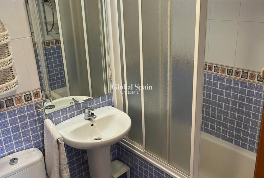 Revente - APPARTEMENT -
ORIHUELA COSTA - CAMPOAMOR