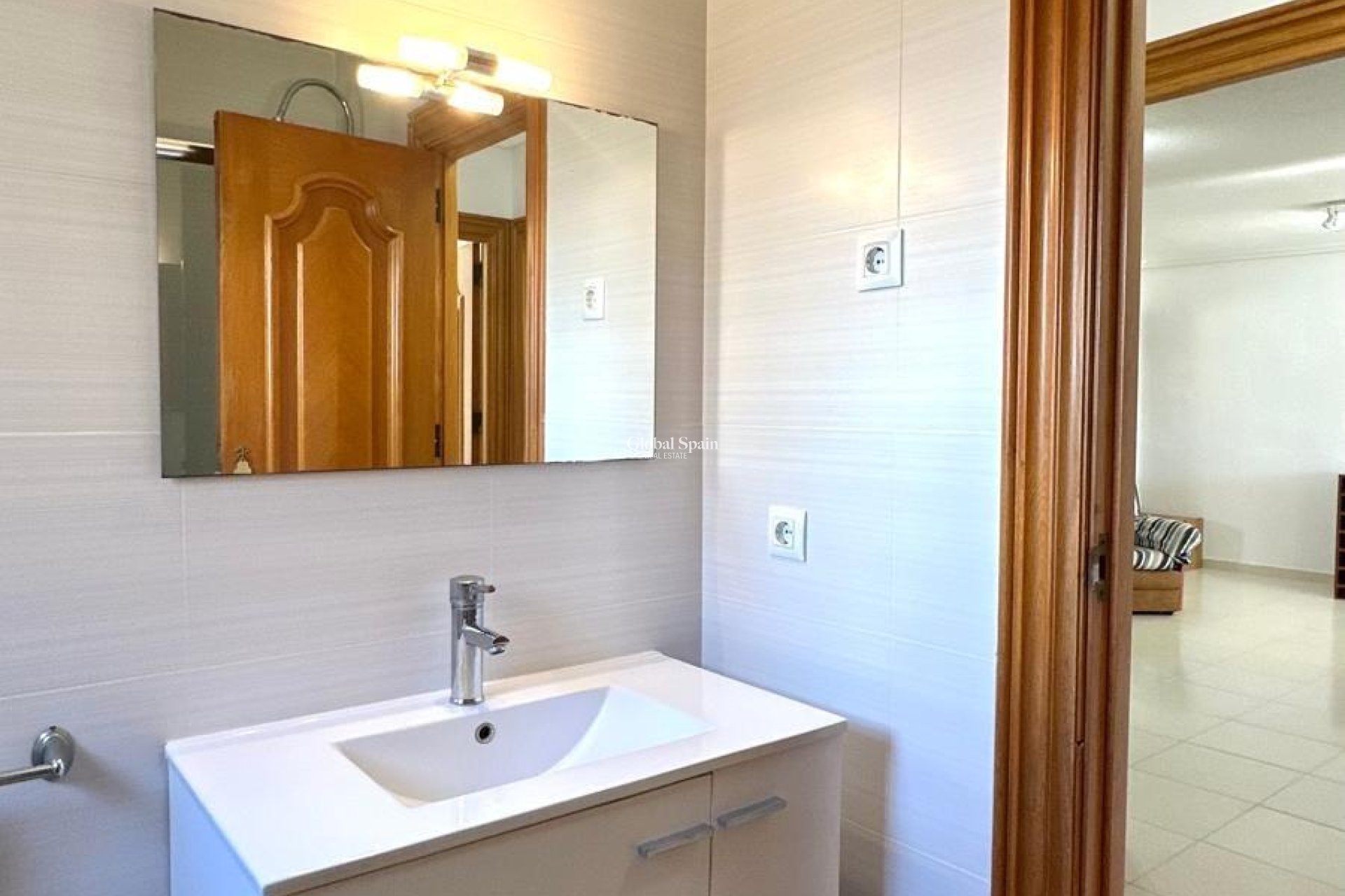 Revente - APPARTEMENT -
ORIHUELA COSTA - CAMPOAMOR