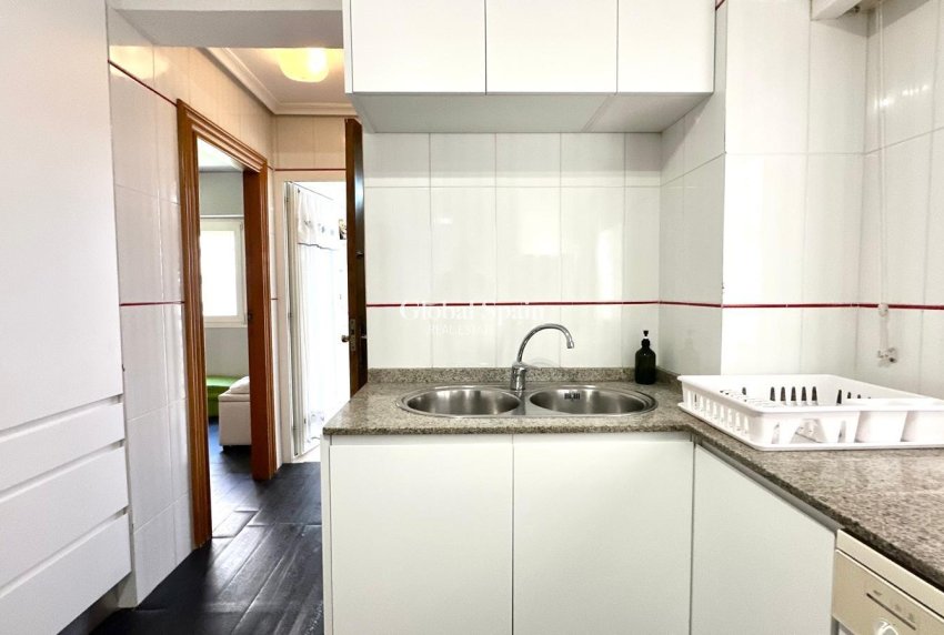 Revente - APPARTEMENT -
ORIHUELA COSTA - CAMPOAMOR