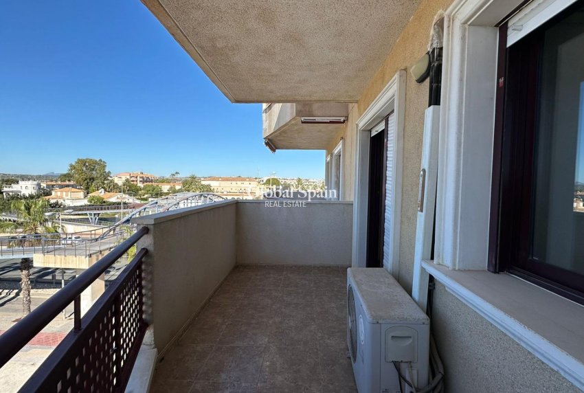 Revente - APPARTEMENT -
ORIHUELA COSTA - CAMPOAMOR