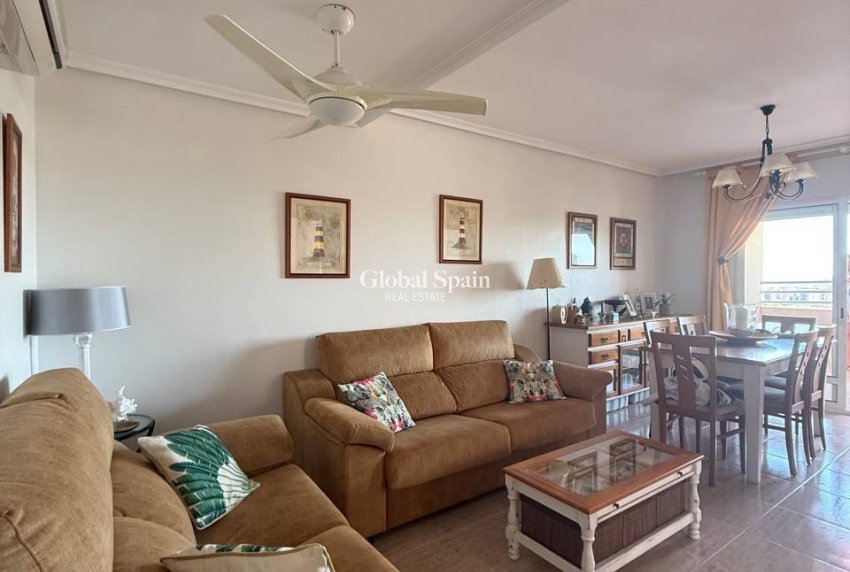 Revente - APPARTEMENT -
ORIHUELA COSTA - CAMPOAMOR