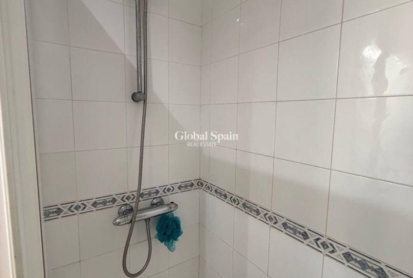 Revente - APPARTEMENT -
ORIHUELA COSTA - CAMPOAMOR