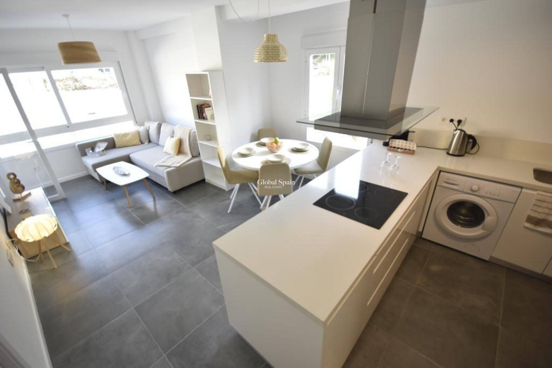 Revente - APPARTEMENT -
ORIHUELA COSTA - CAMPOAMOR