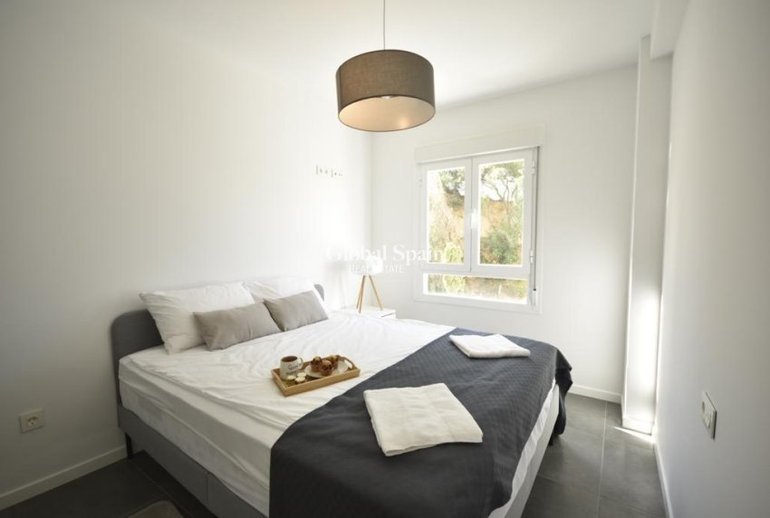 Revente - APPARTEMENT -
ORIHUELA COSTA - CAMPOAMOR