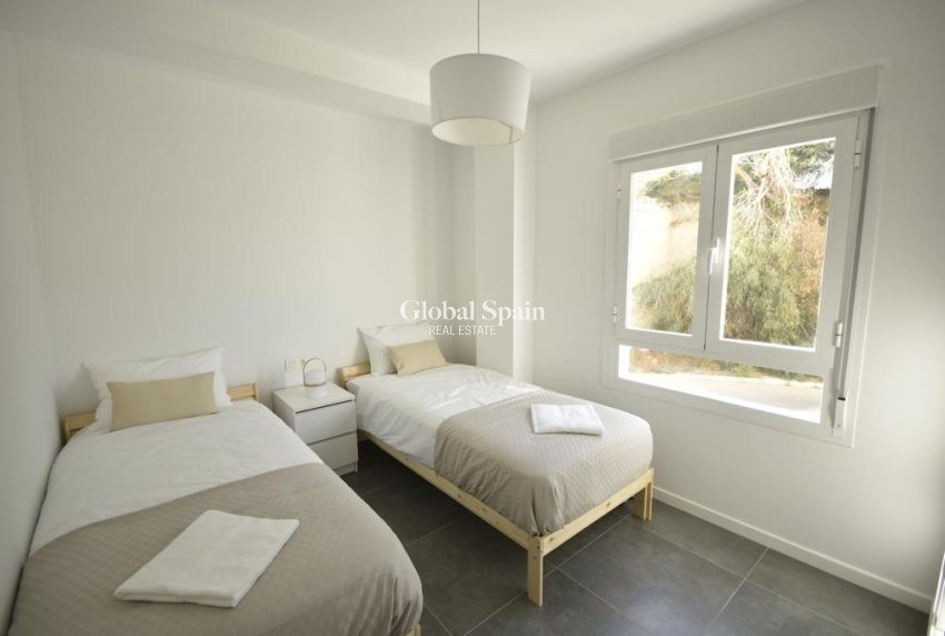 Revente - APPARTEMENT -
ORIHUELA COSTA - CAMPOAMOR