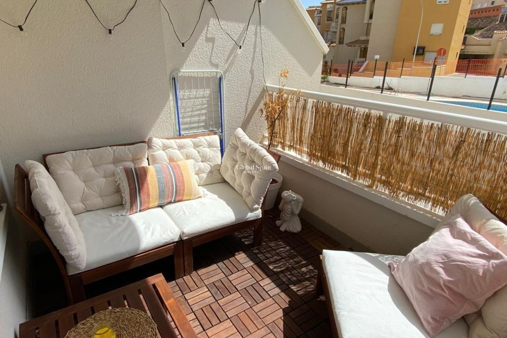 Revente - APPARTEMENT -
ORIHUELA COSTA - CAMPOAMOR