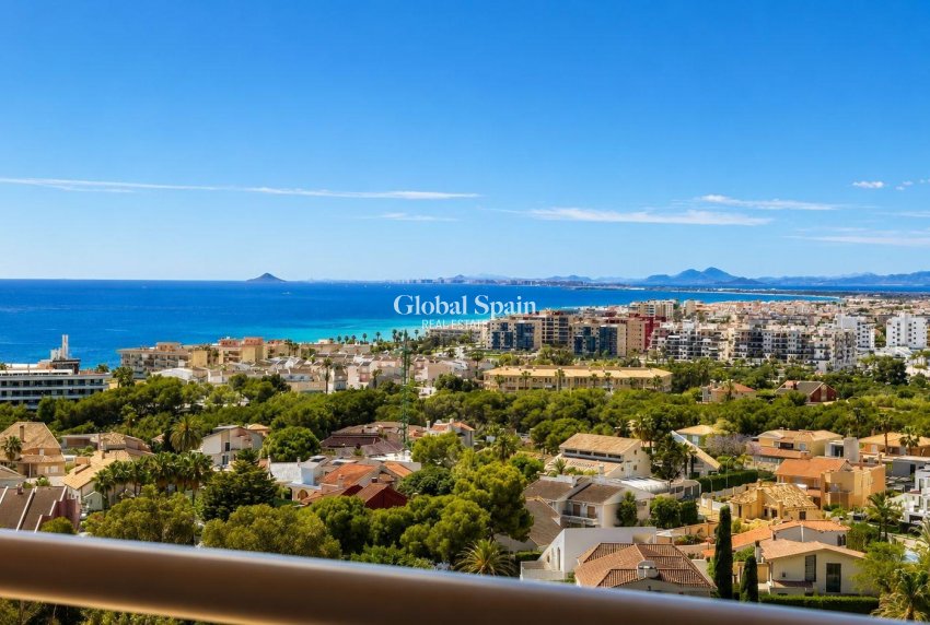 Revente - APPARTEMENT -
ORIHUELA COSTA - CAMPOAMOR