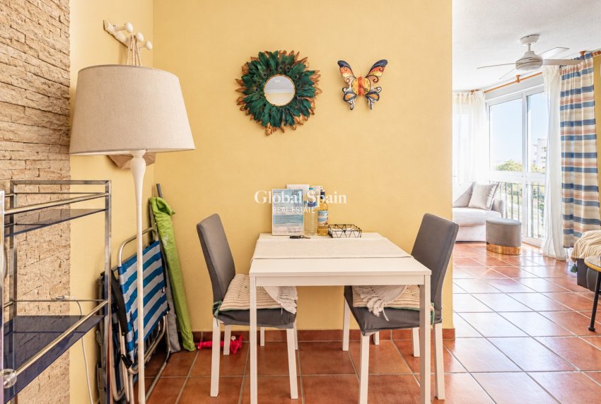 Revente - APPARTEMENT -
ORIHUELA COSTA - CAMPOAMOR