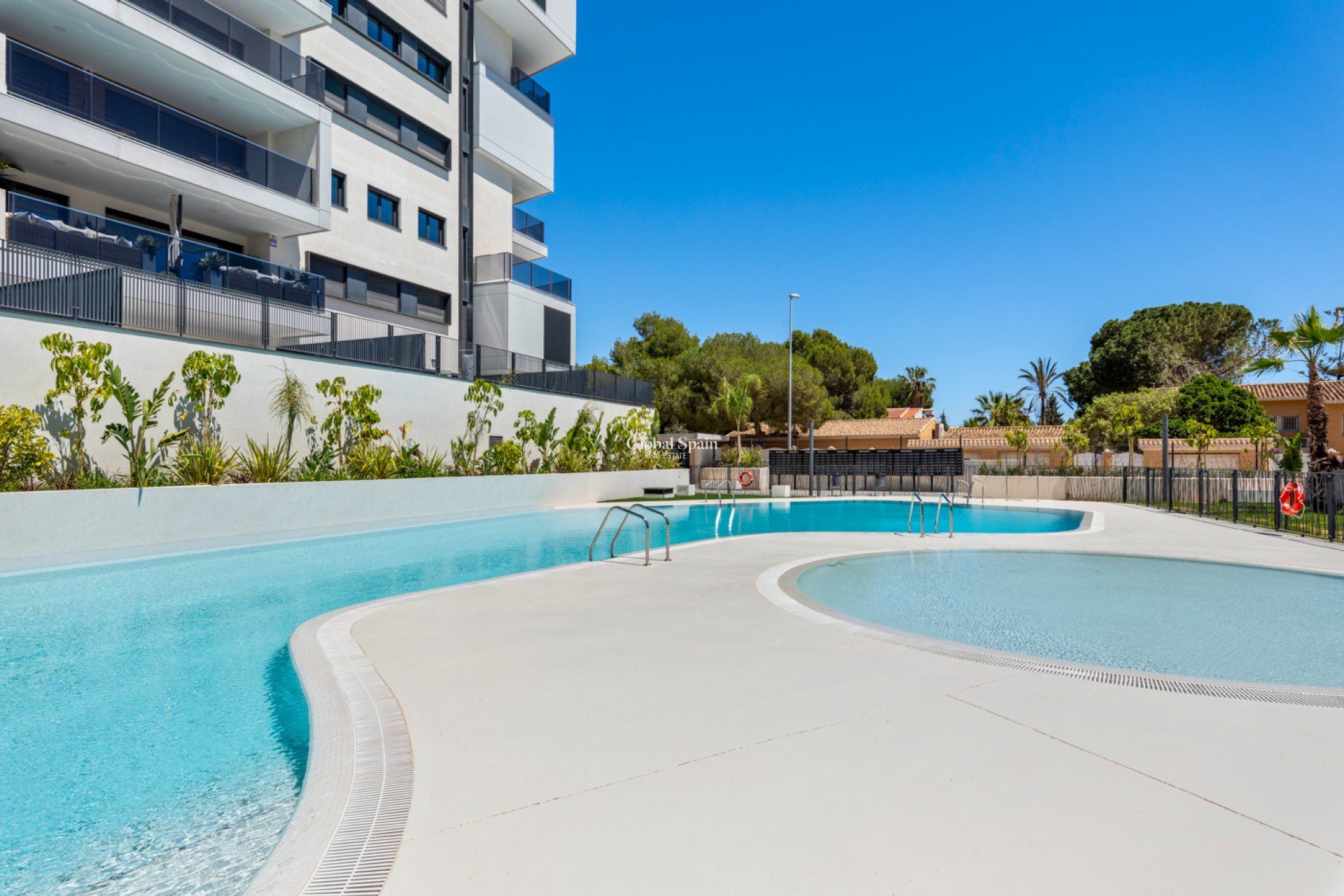 Revente - Appartement -
ORIHUELA COSTA - CAMPOAMOR