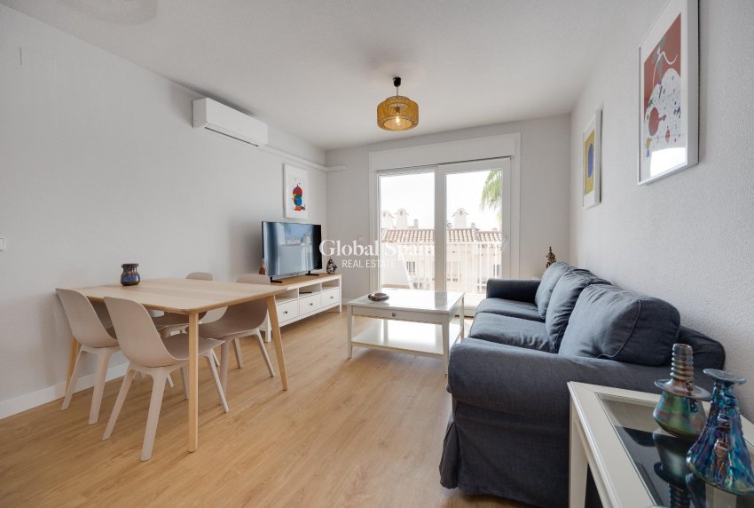 Revente - Appartement -
ORIHUELA COSTA - CAMPOAMOR