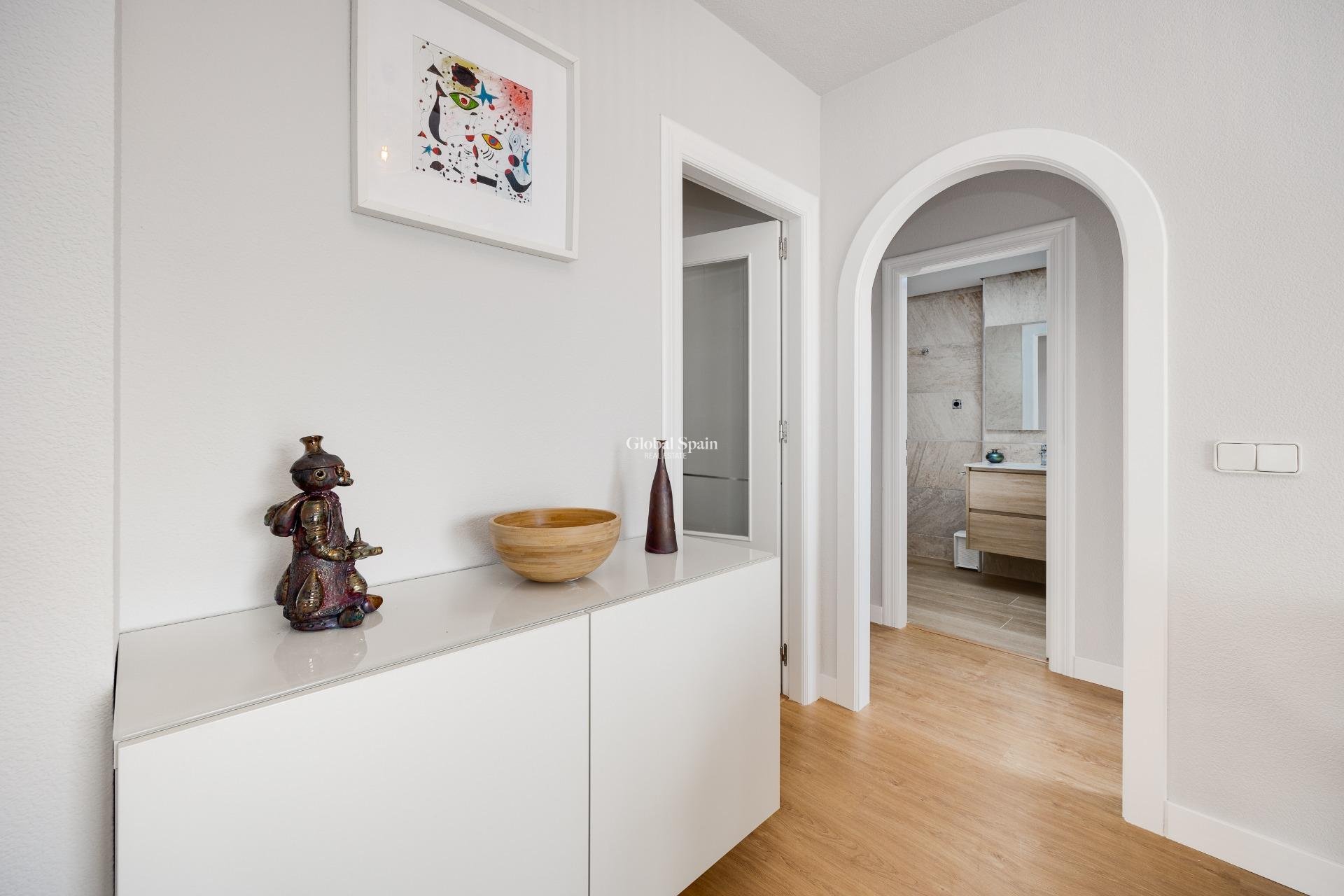 Revente - Appartement -
ORIHUELA COSTA - CAMPOAMOR