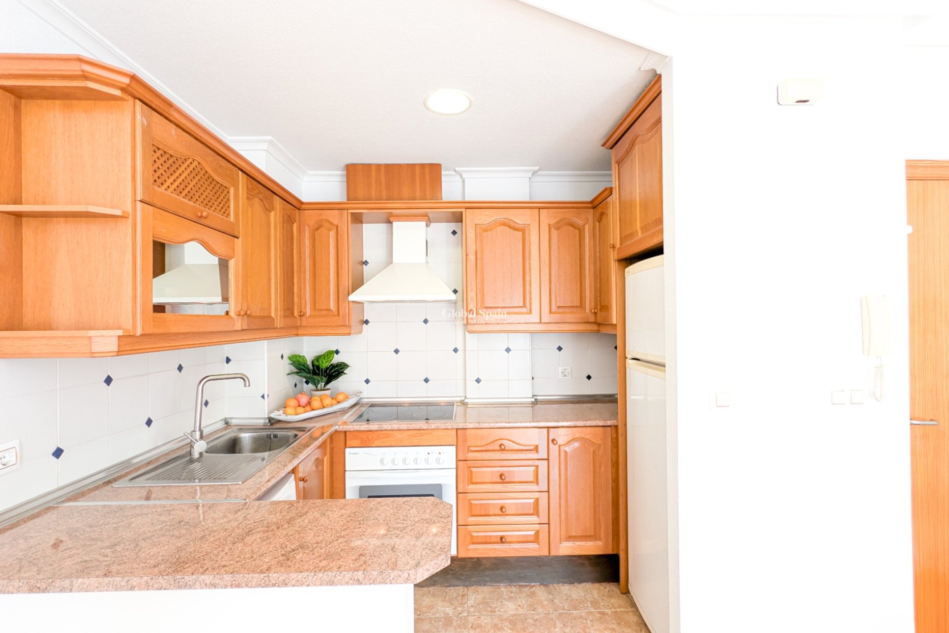 Revente - APPARTEMENT -
ORIHUELA COSTA - Costa Blanca