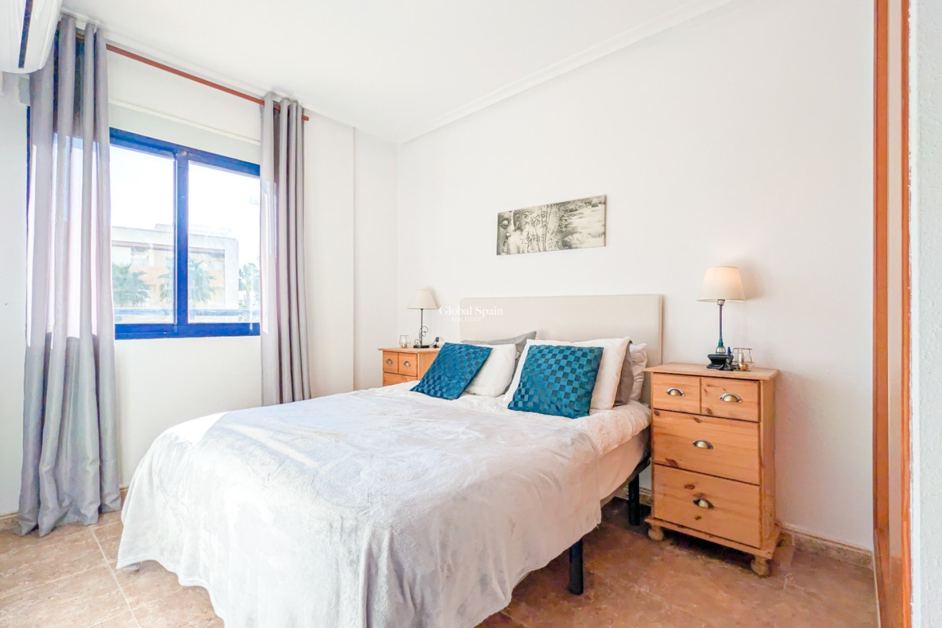 Revente - APPARTEMENT -
ORIHUELA COSTA - Costa Blanca